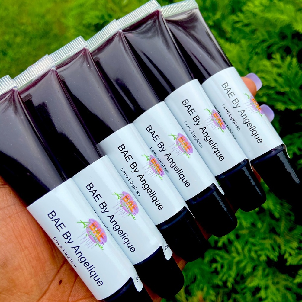 SUGAR PLUM LIPGLOSS